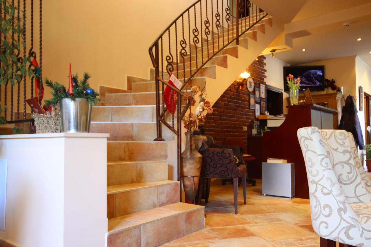 Bizev Hotel บันสโก ภายนอก รูปภาพ